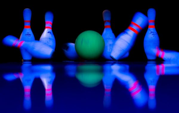 Magic bowlen bij de Deventer Buitensociëteit & Bowling